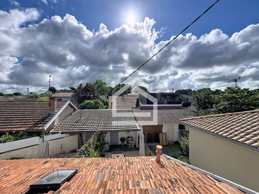 Appartement à BEGLES