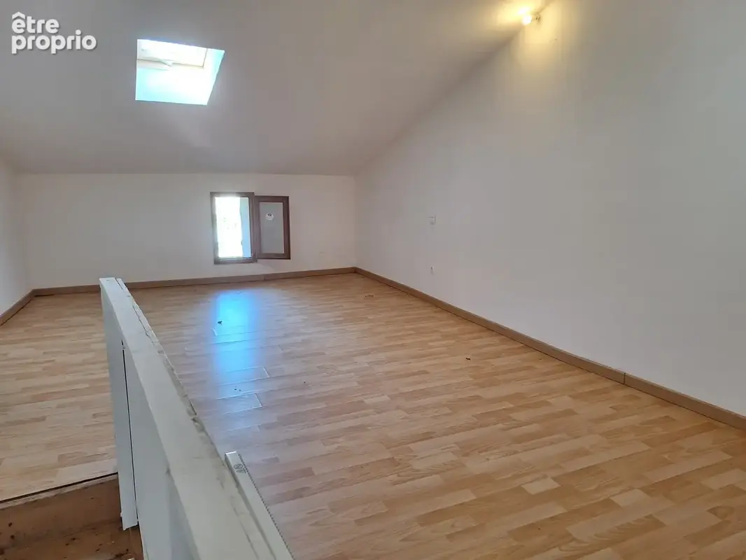 Maison de village avec cour - photo 2