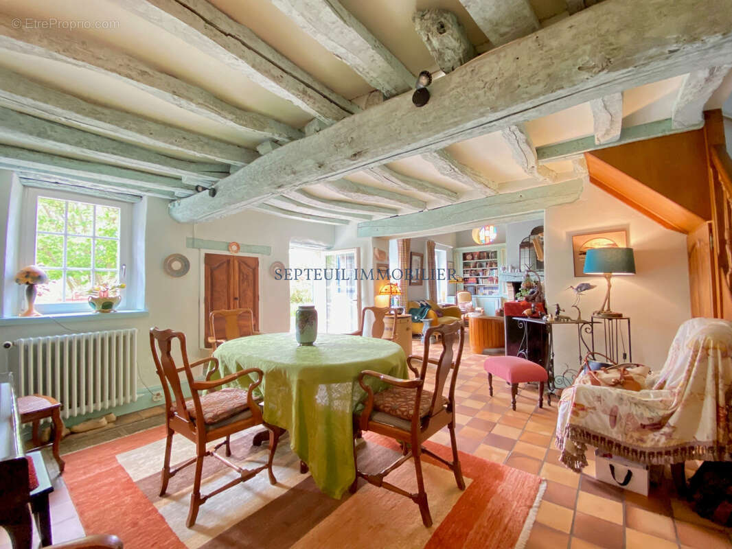 Maison à SEPTEUIL