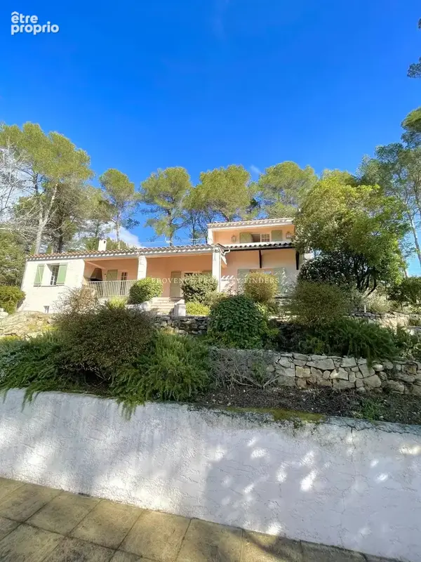 Charmante villa avec beau terrain. - photo 25
