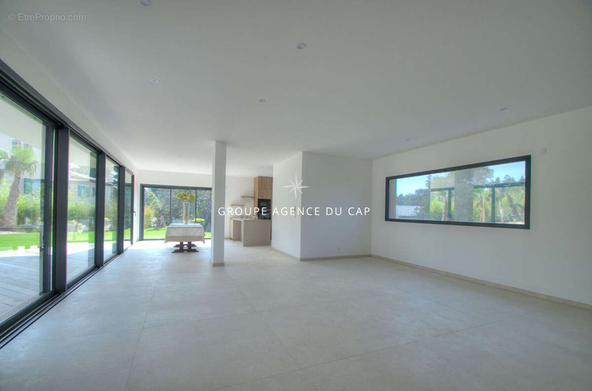 Maison à SAINT-RAPHAEL