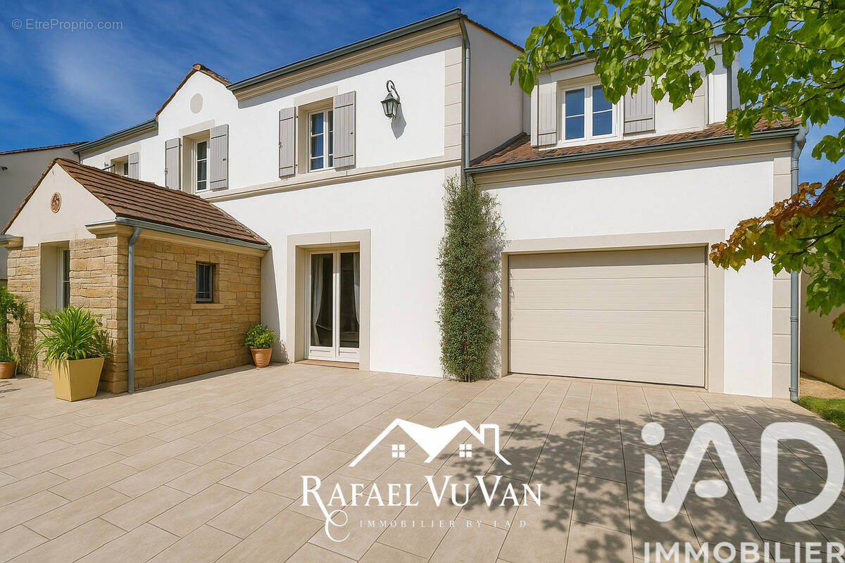 Photo 1 - Maison à SAINT-GERMAIN-SUR-MORIN