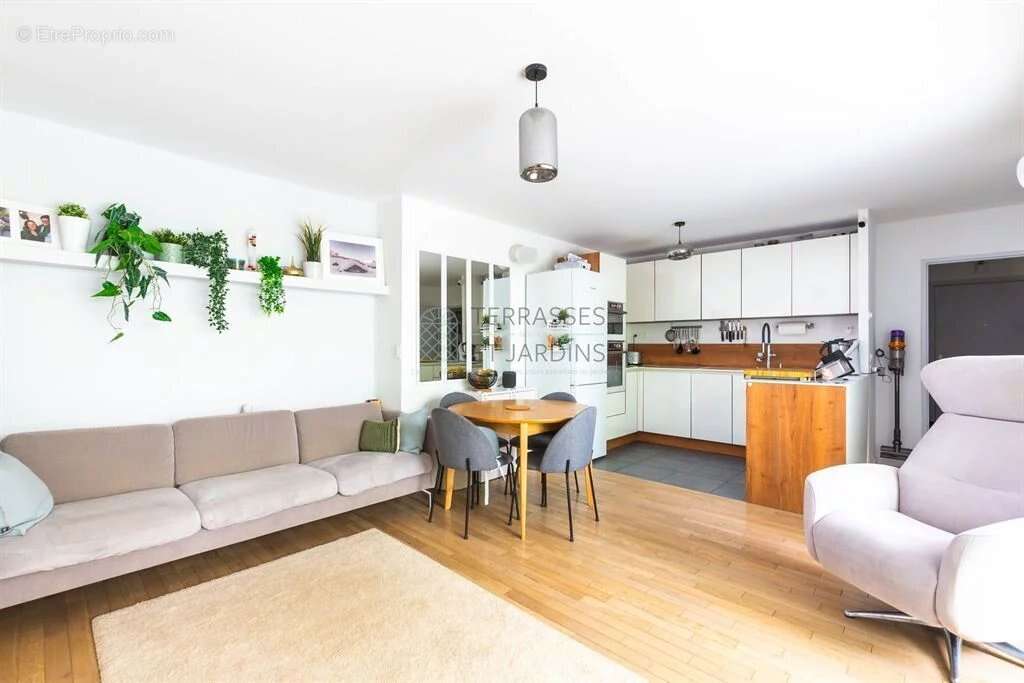 Appartement à VILLE-D'AVRAY