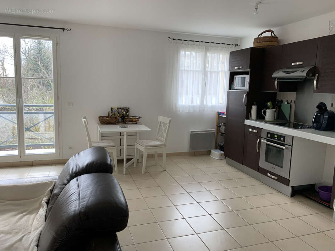 Appartement à MAROLLES-EN-HUREPOIX