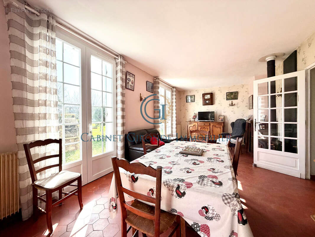 Bazas maison 3 chambres bureau garage jardin - photo 3