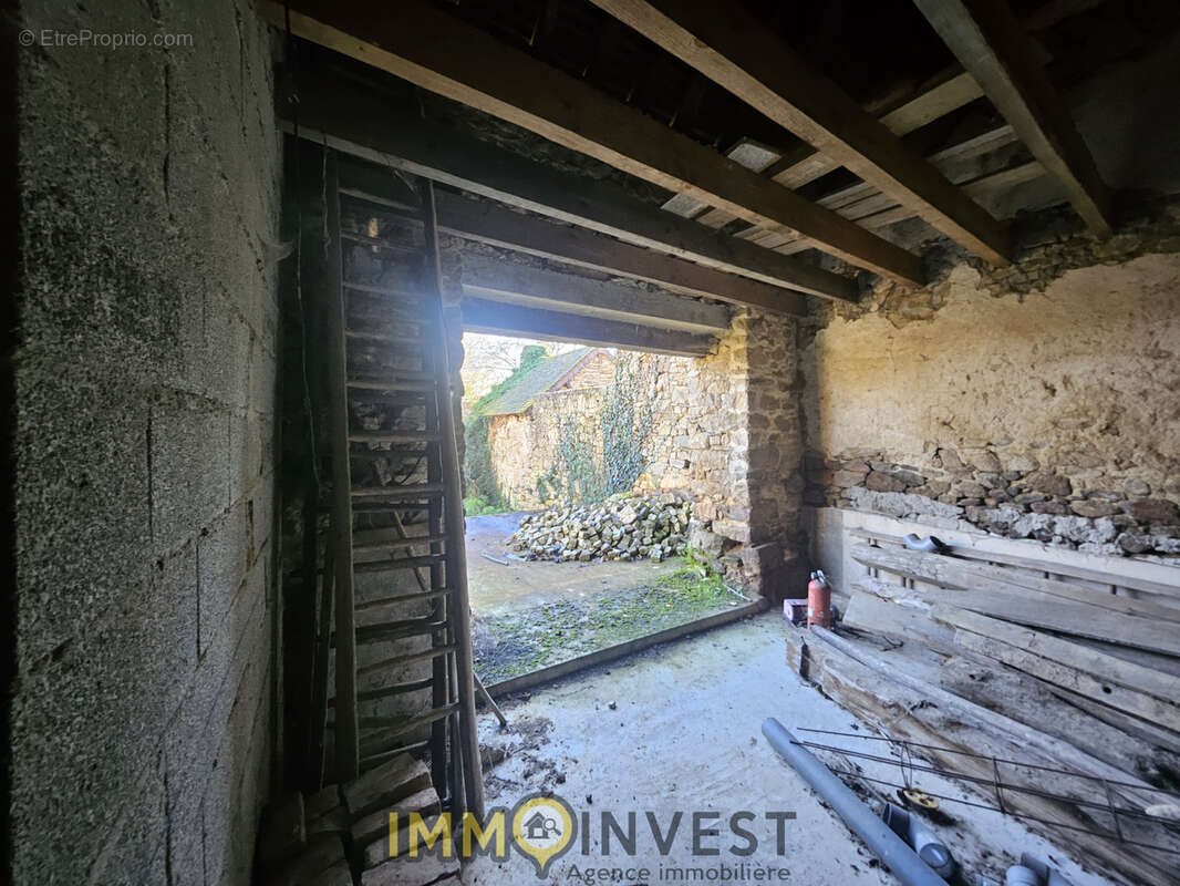 Maison à SAINT-HILAIRE-LES-PLACES