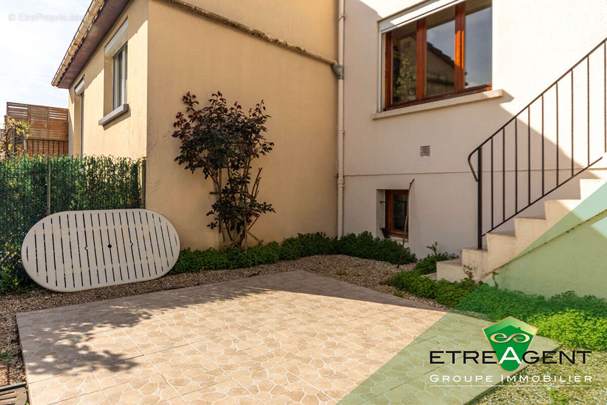 Maison à CONFLANS-SAINTE-HONORINE