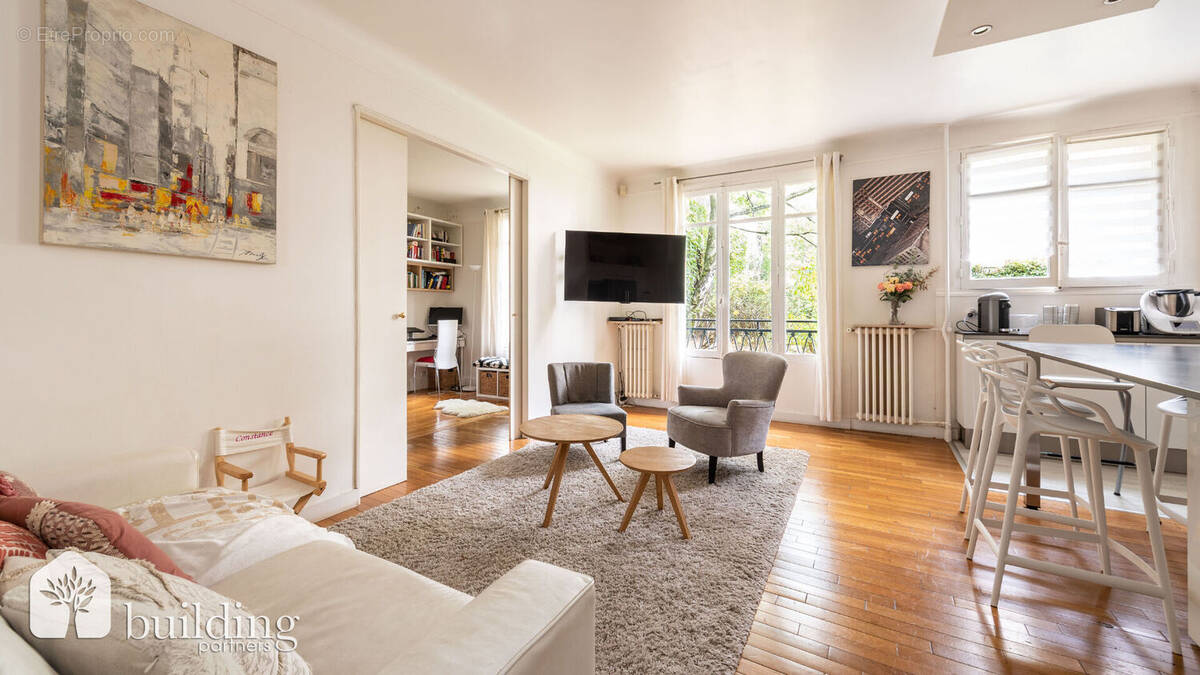 Appartement à NEUILLY-SUR-SEINE