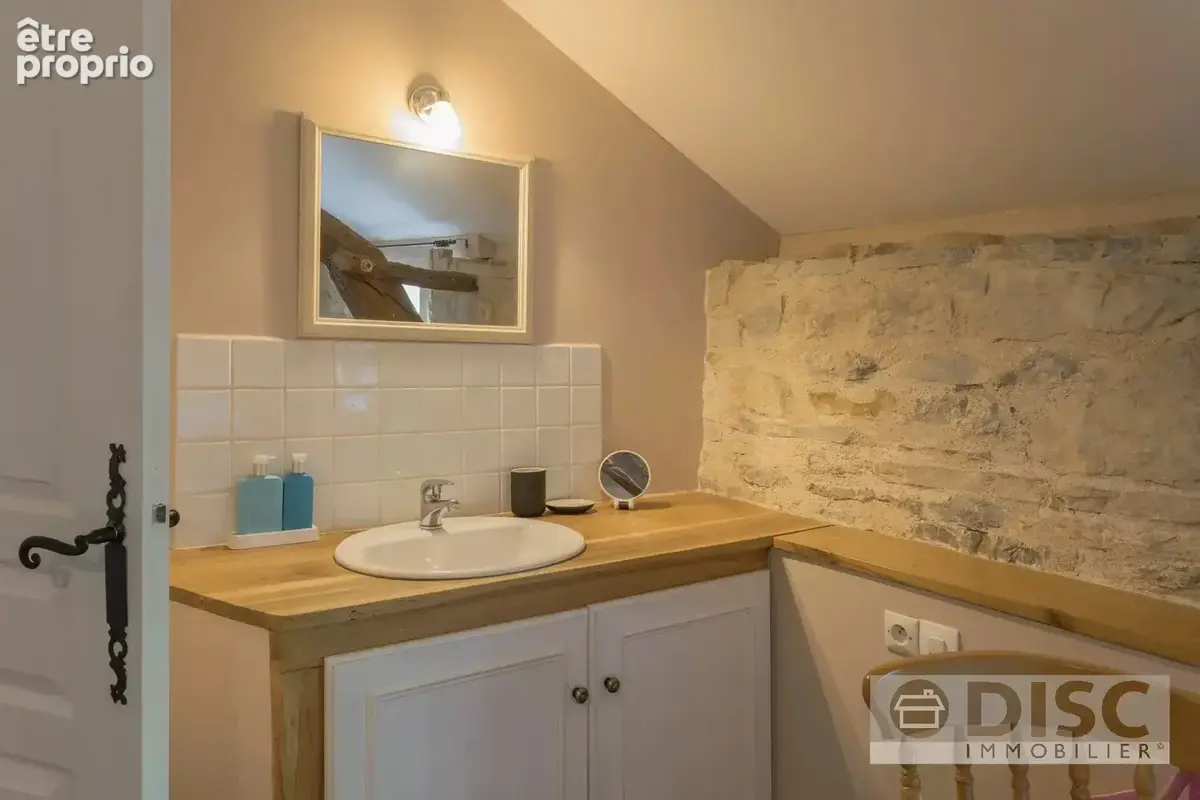 Belle et spacieuse propriété en pierre avec piscine et 3,8 hectares de terrain. - photo 24