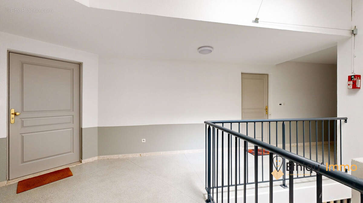 Appartement 24 m² à Illkirch-Graffenstaden  - photo 8