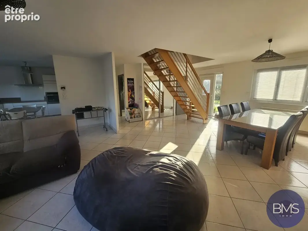 Maison 6 pièces 205 m² à vendre à Faumont (59310) - photo 4