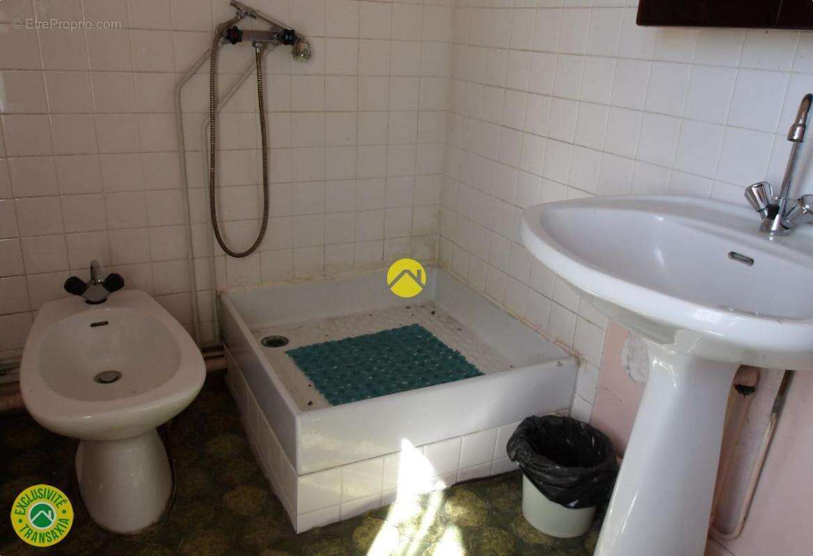 Maison à MOURIOUX-VIEILLEVILLE