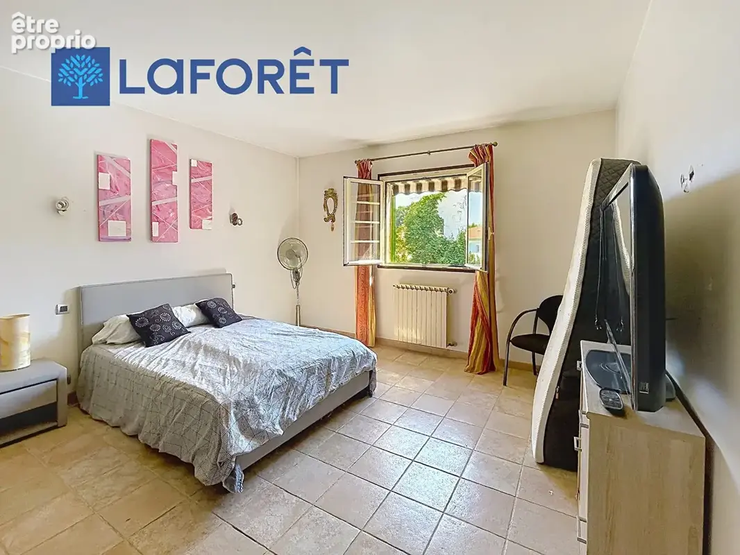 Maison Cagnes Sur Mer 9 pièce(s) 200 m2 - photo 13