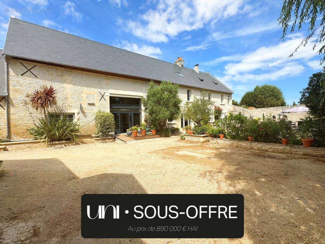 Maison à SAINTE-CROIX-SUR-MER