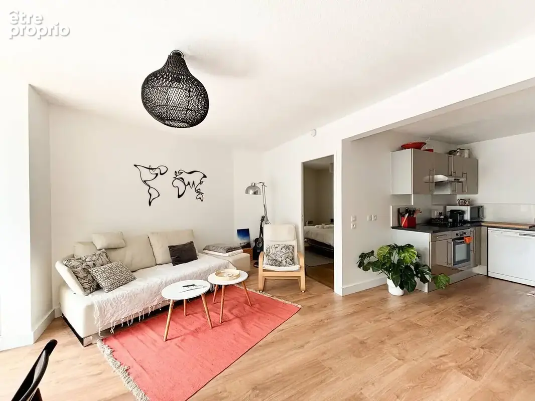 Charmant T3  avec balcon - Bordeaux Chartrons - photo 3
