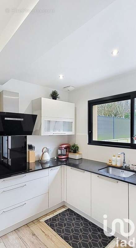 Photo 3 - Maison à VELIZY-VILLACOUBLAY