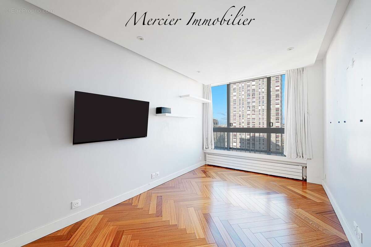 Appartement à PARIS-15E