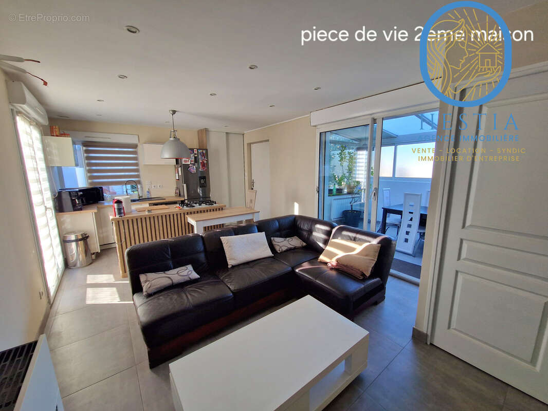 Maison à IZEAUX