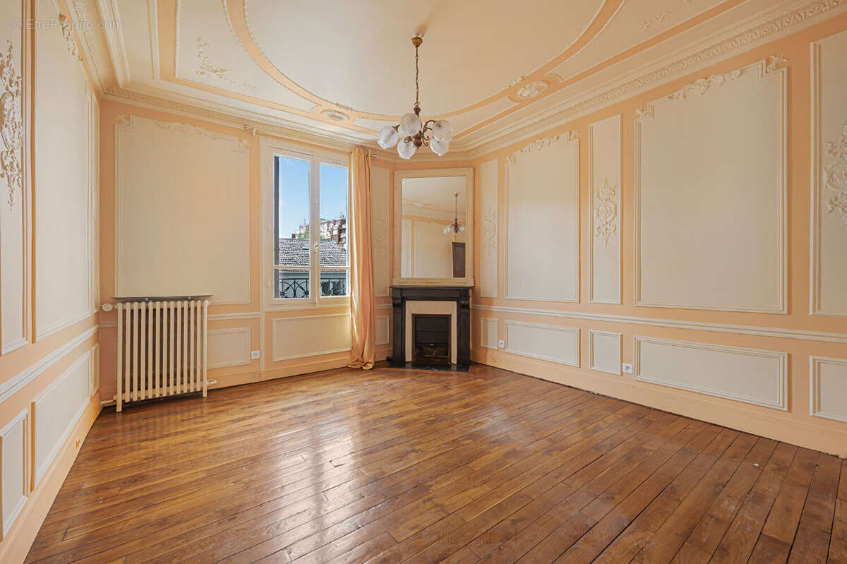 Maison de caractère en centre-ville - photo 10