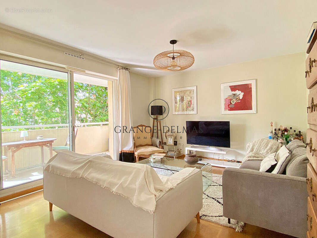 Appartement à BORDEAUX