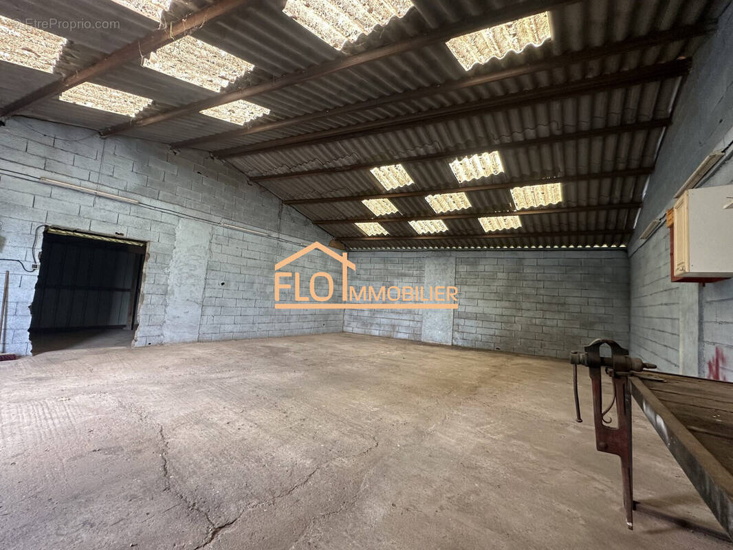 Parking à MARSEILLAN