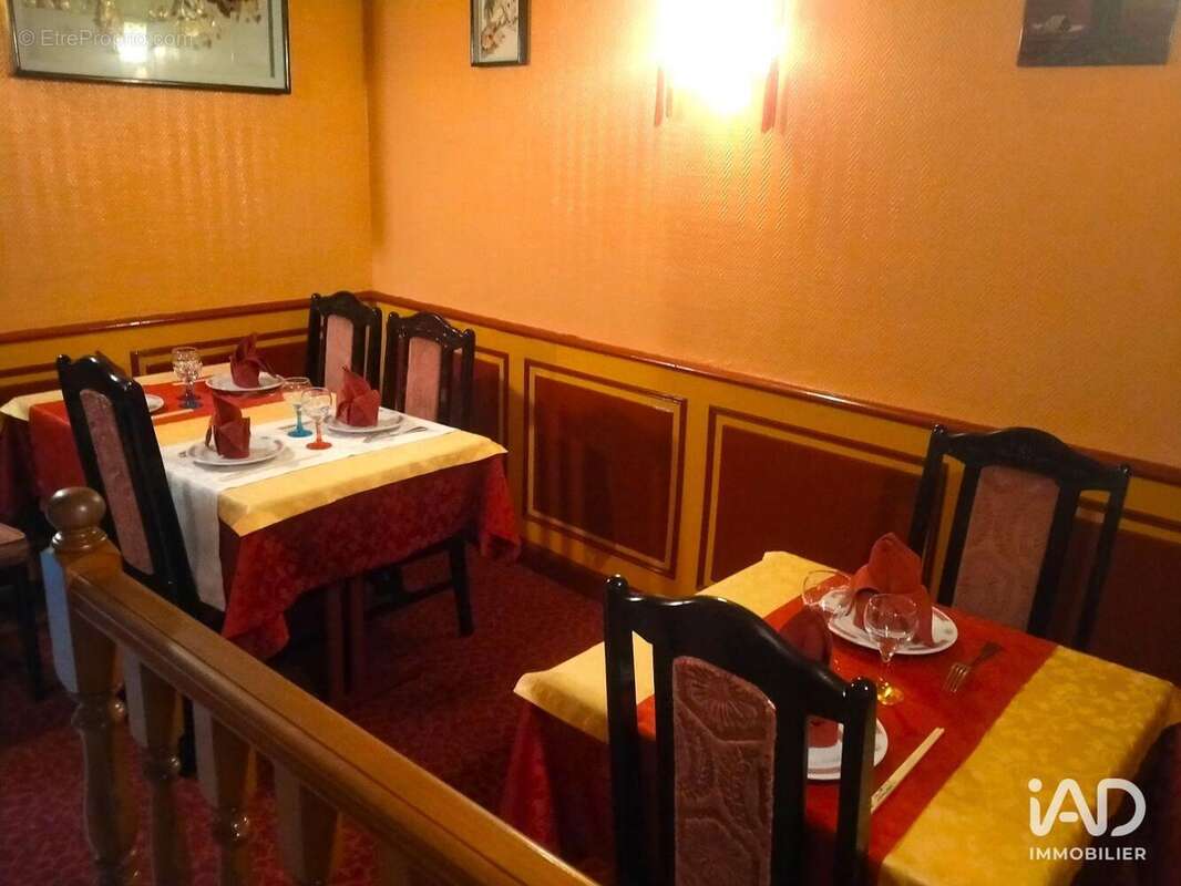 Photo 2 - Commerce à SABLE-SUR-SARTHE