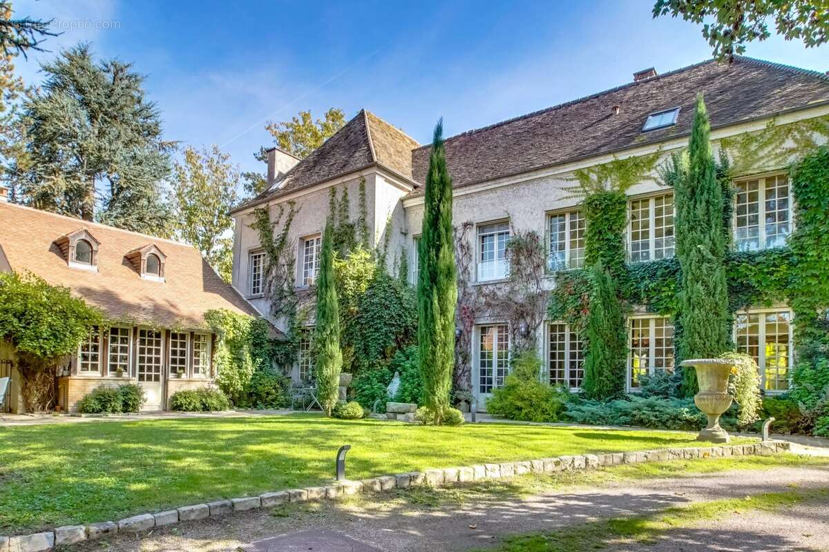 Maison à MONTFORT-L'AMAURY