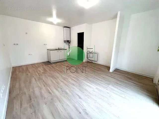 Appartement à LA FERTE-ALAIS