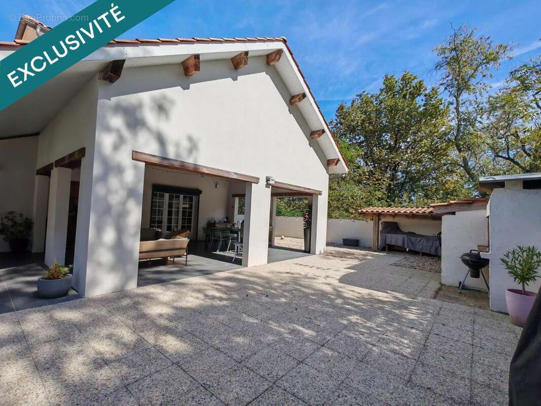 Photo 3 - Maison à PAREMPUYRE