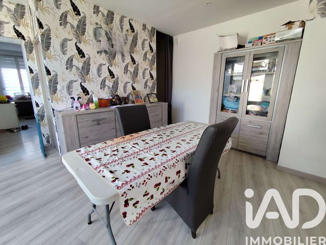 Photo 2 - Maison à VERMELLES