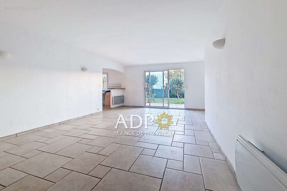 Maison à AURIBEAU-SUR-SIAGNE