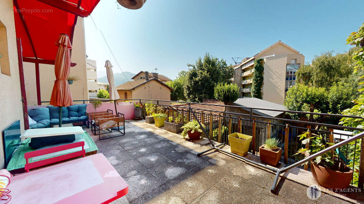 Appartement style maison 7 pièces avec extérieur - photo 2