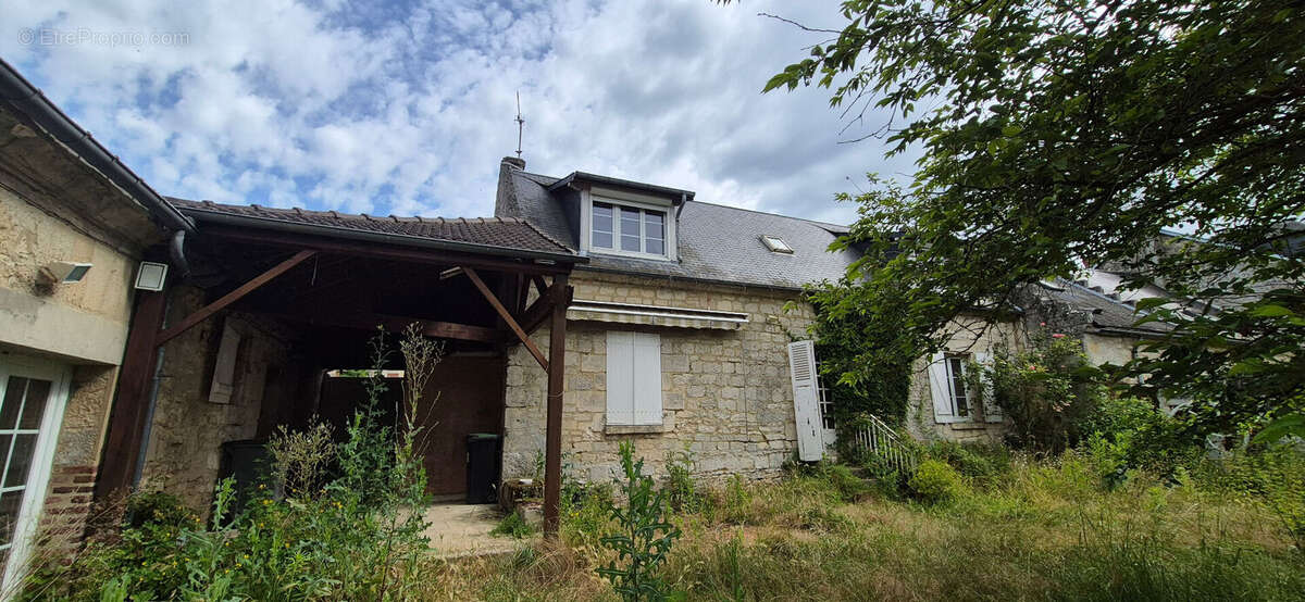 Maison Entre Villers Cotterets et Soissons de 6 pièce(s) 265 m2 - photo 2