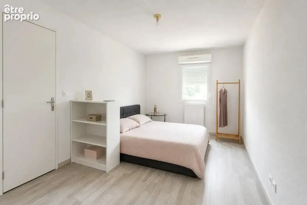 Appartement 1 pièce de 43 m² à Saint-Médard-en-Jalles - photo 3