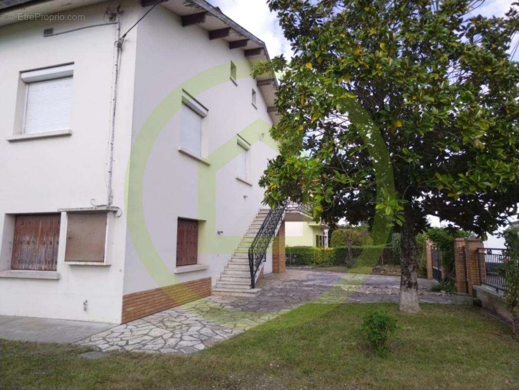 Maison à FONBEAUZARD