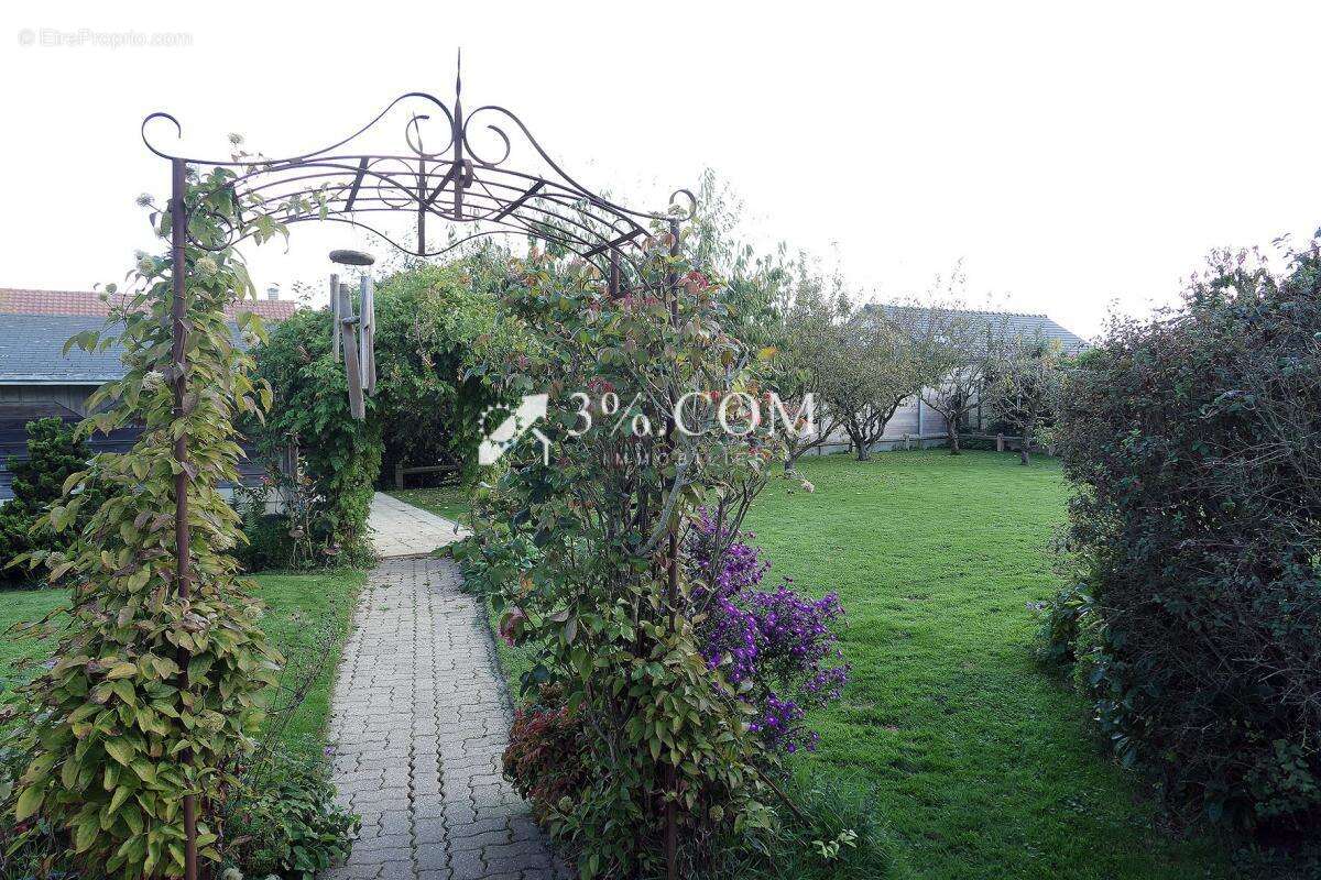 Maison à SAINT-REMY-BOSCROCOURT