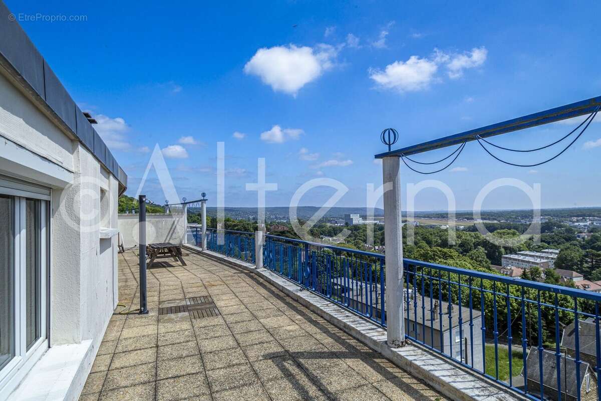 Appartement à MEZY-SUR-SEINE