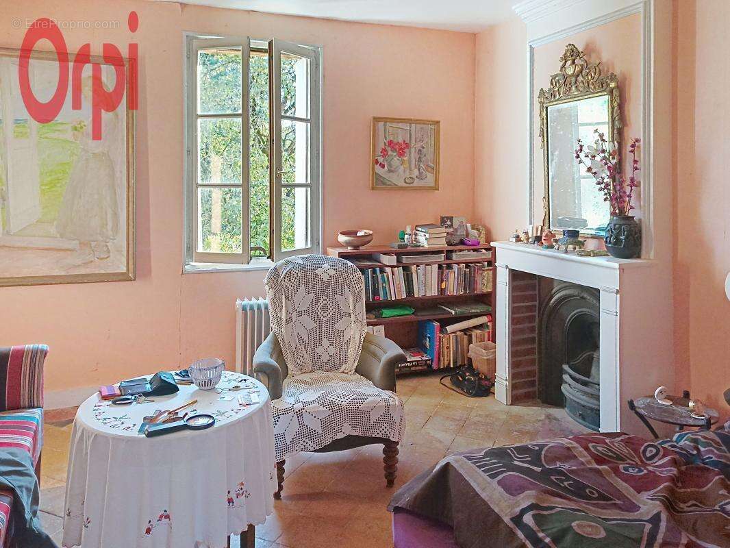 Maison à VILLECHAUVE