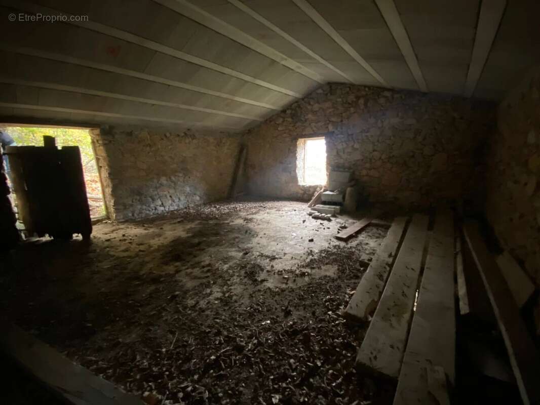 Maison à MALAUSSENE