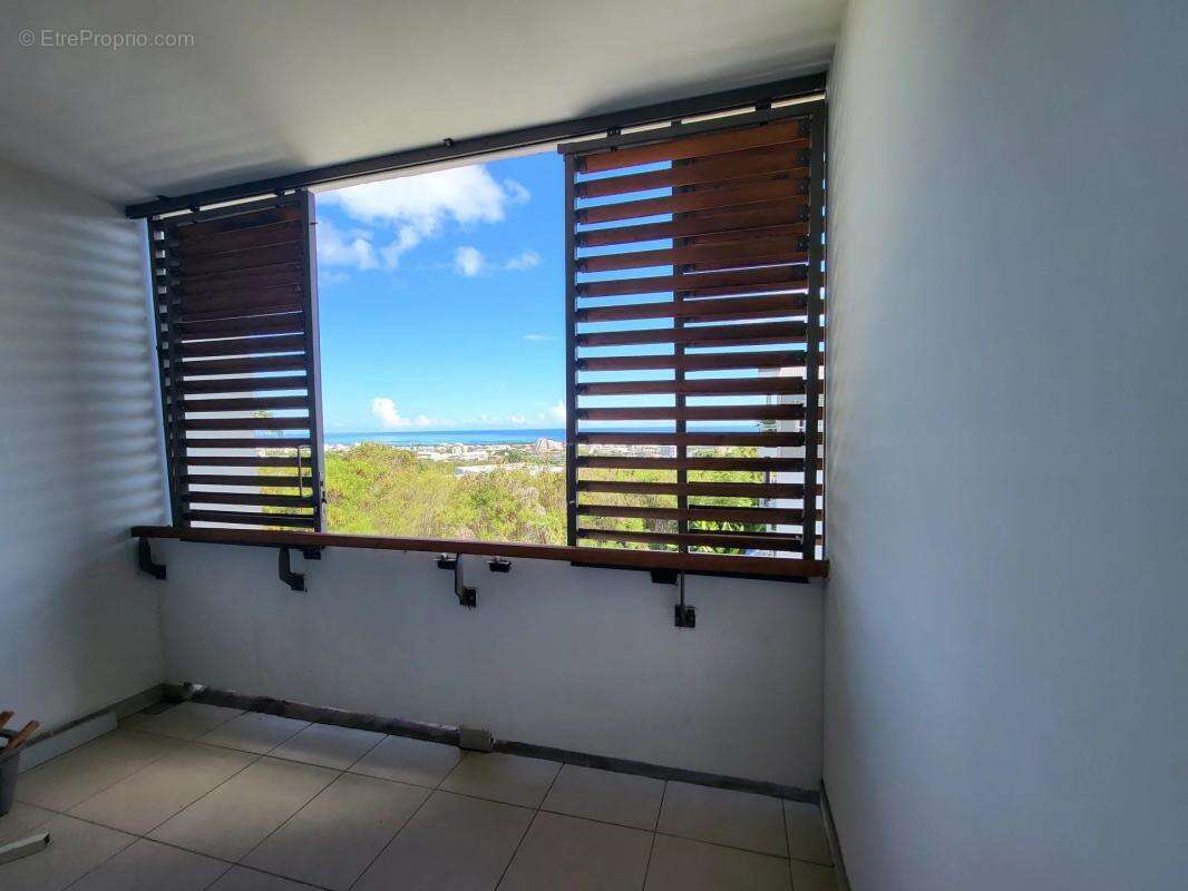 Appartement à SAINT-DENIS