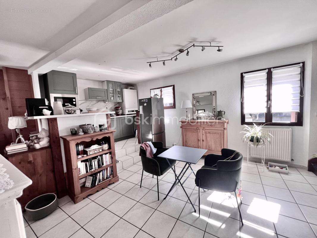 Appartement à SAINT-JEAN-DE-MAURIENNE