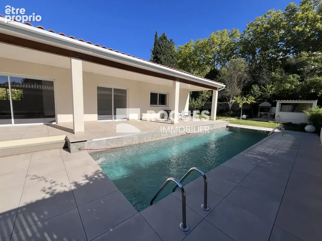 A vendre, villa contemporaine de 220m2 sur un terrain de 1306m2, Bédarieux - photo 2