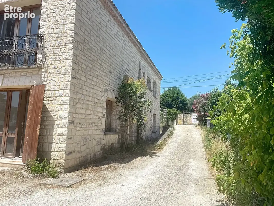 Maison Les Angles 6 pièce(s) 185 m2 Quartier Candau - photo 13