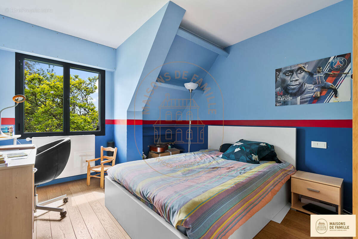 Maison à LA CELLE-SAINT-CLOUD