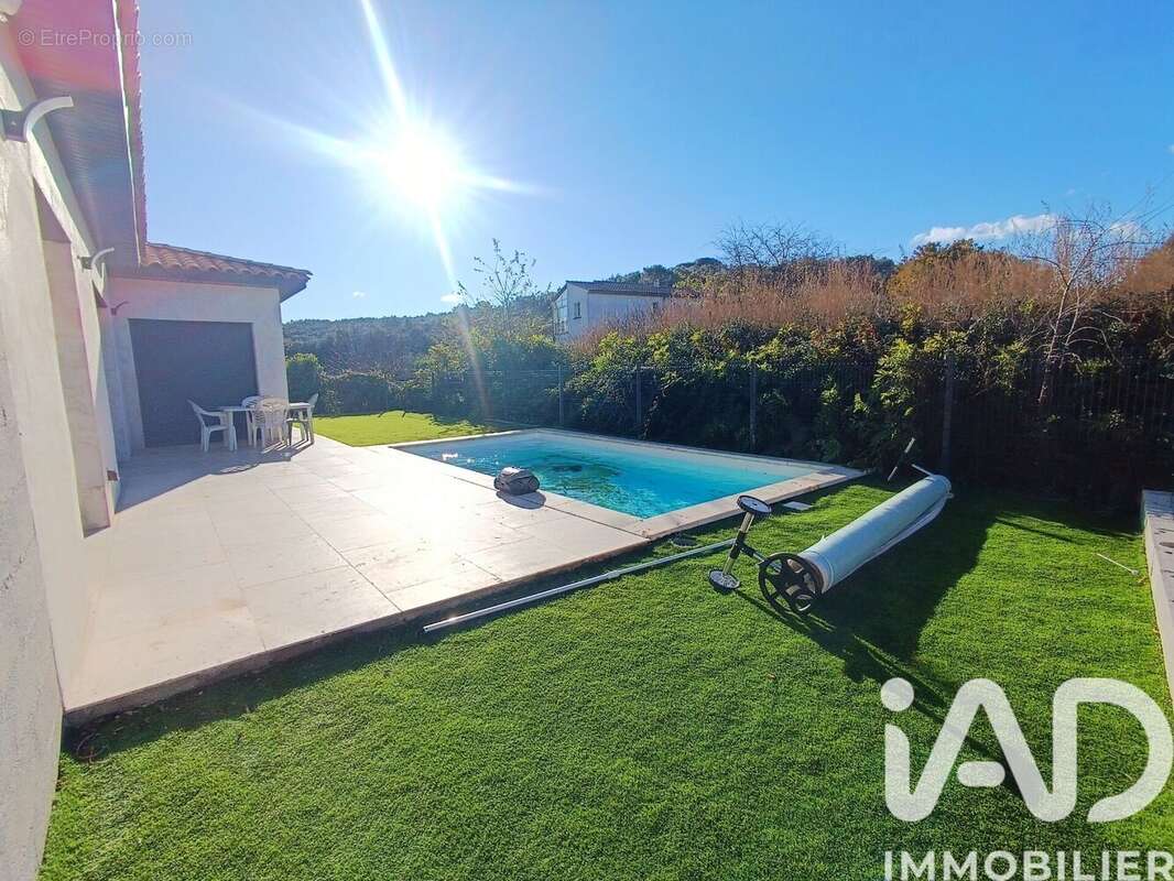 Photo 2 - Maison à COMPS