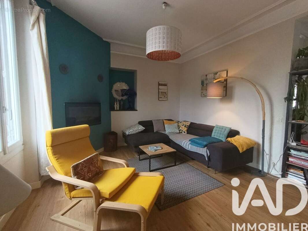 Photo 2 - Maison à ROMANS-SUR-ISERE