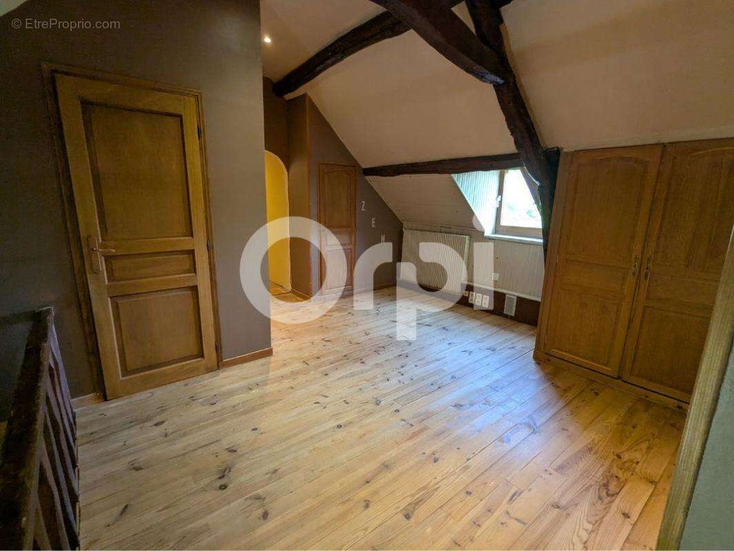 Maison à COURTIEUX