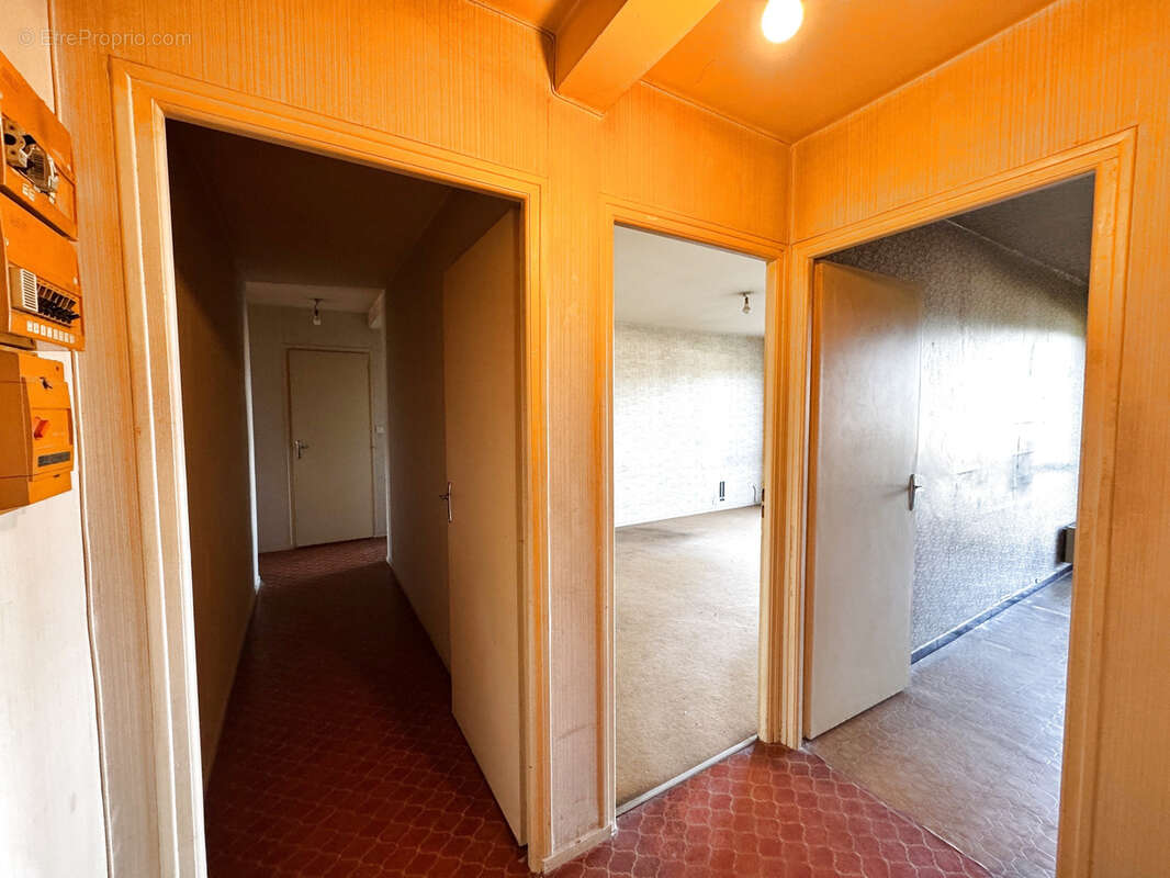 Appartement à LA CHAPELLE-SAINT-LUC