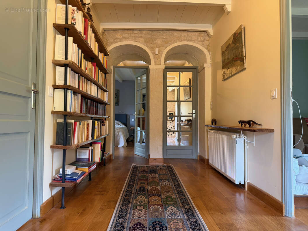 Maison à MONTROY