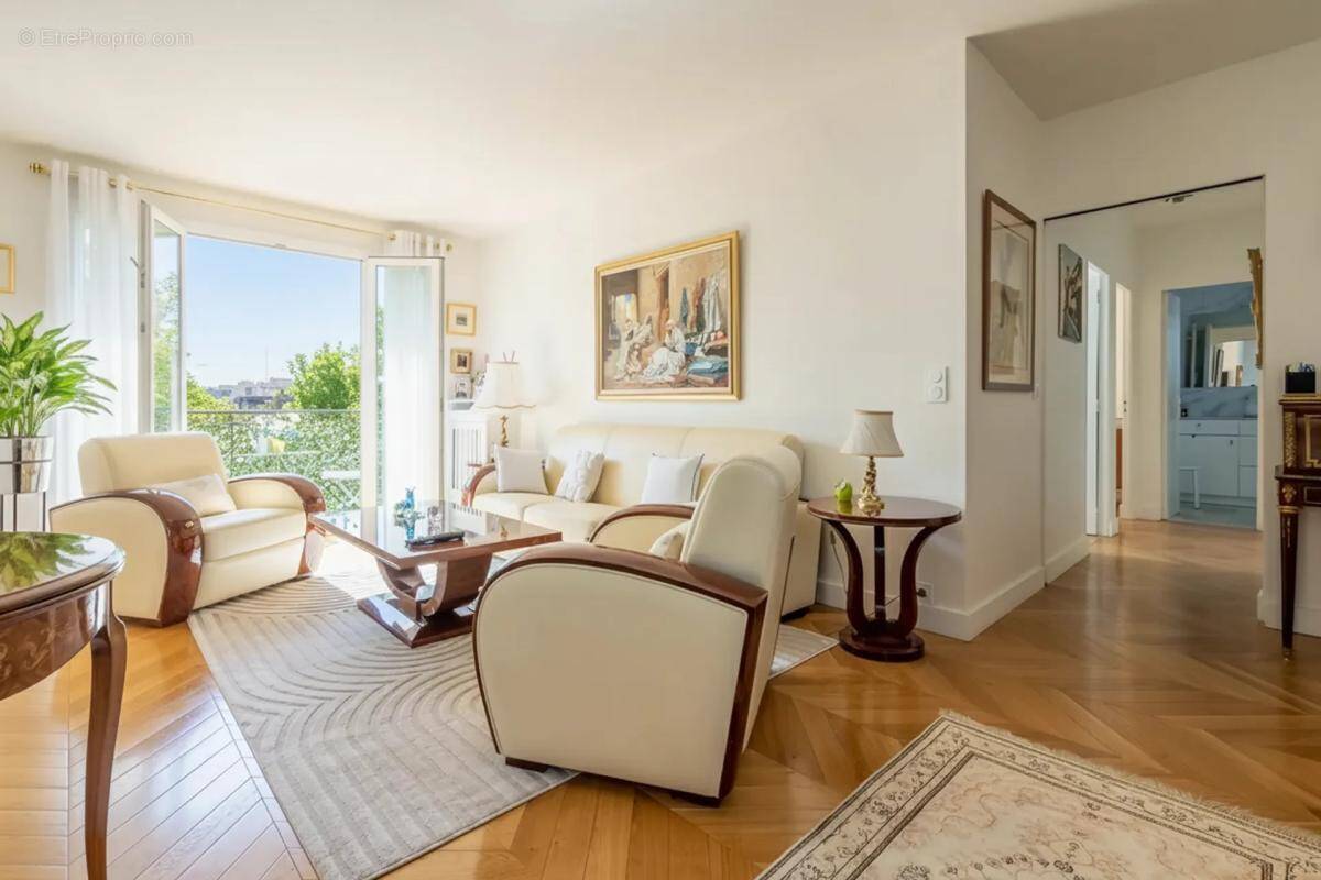 Appartement à NOGENT-SUR-MARNE
